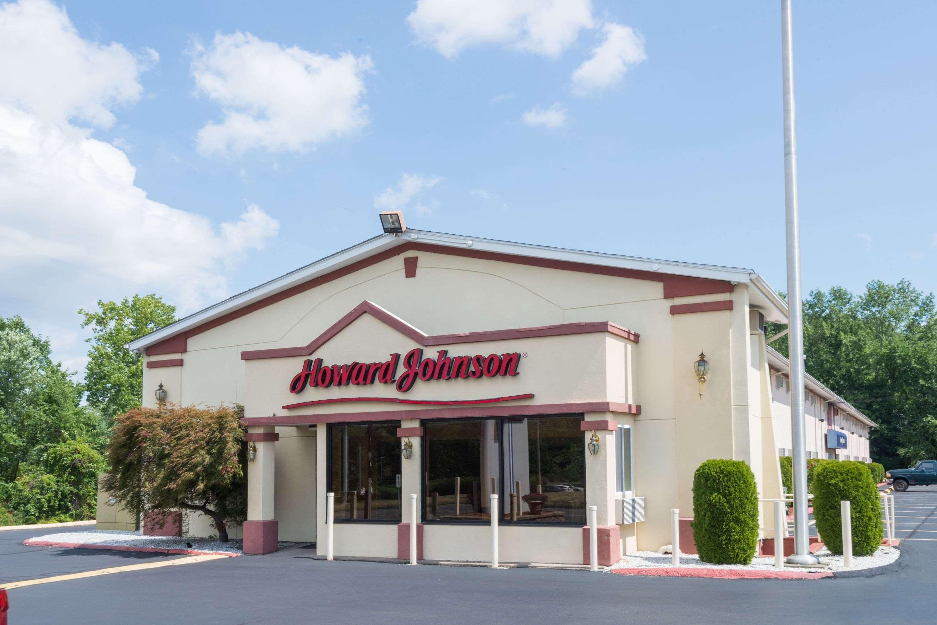 Howard Johnson By Wyndham Rocky Hill Esterno foto