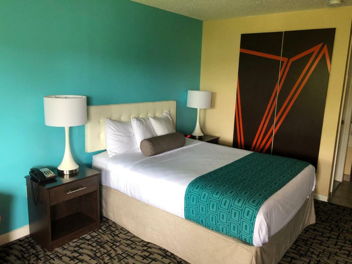 Howard Johnson By Wyndham Rocky Hill Esterno foto